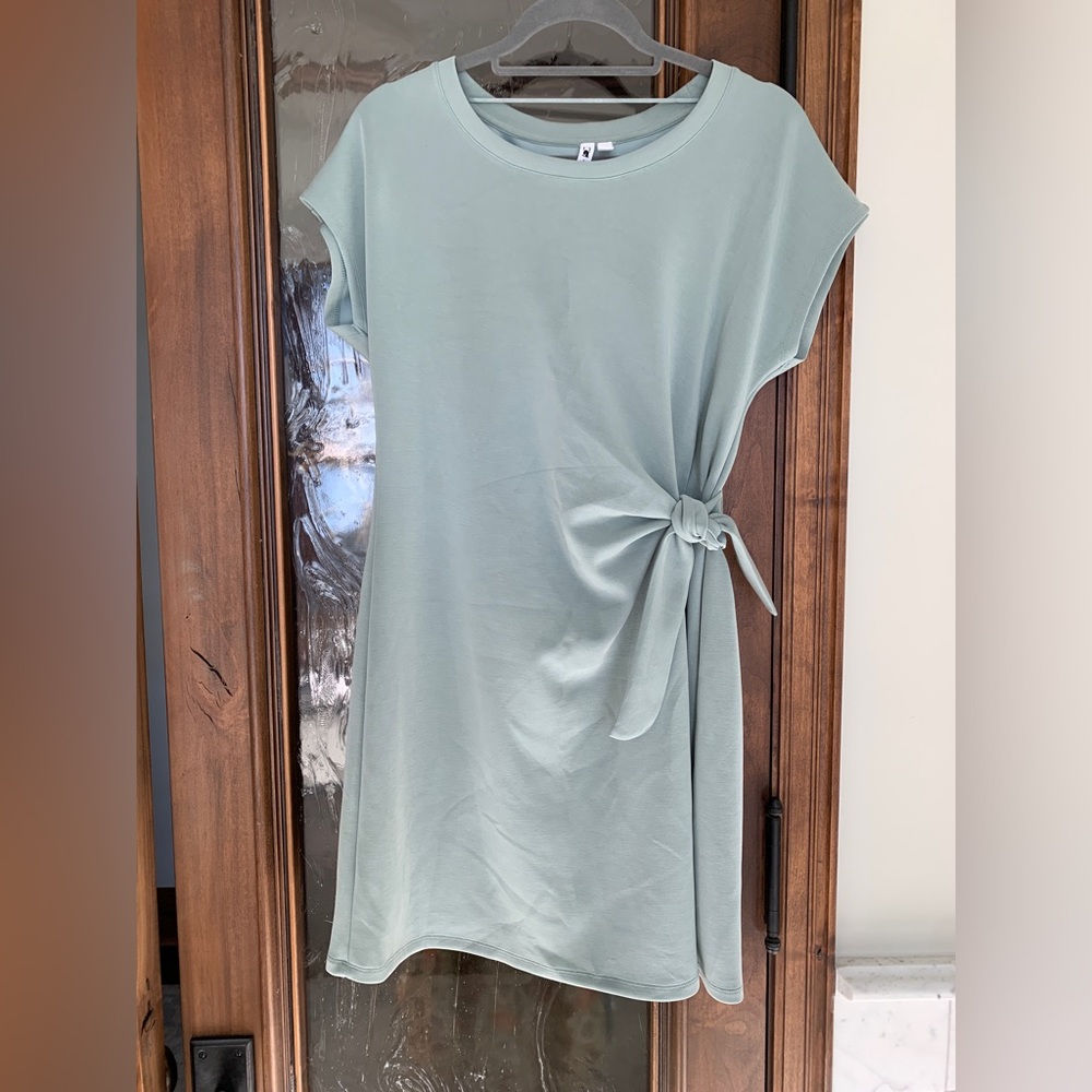 Cable and Gauge pullover dress size large